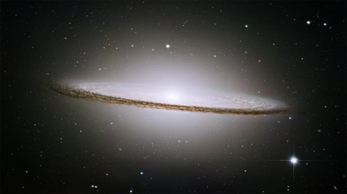‘Крайне неожиданные’ галактики опровергают простые натуралистические объяснения