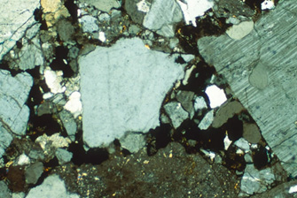минералы в песчаных крупицах
